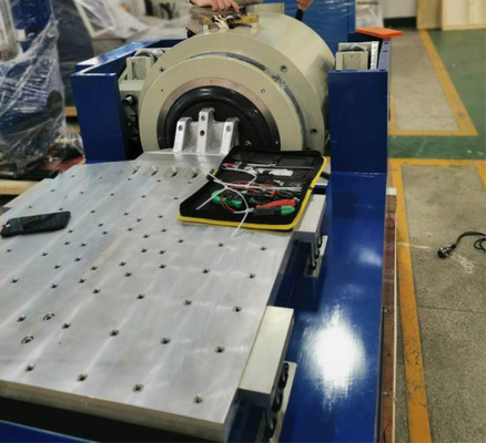 좋은 가격 20kN 자동차 진동 시험 시스템, 500x500mm 테이블 포함 온라인으로