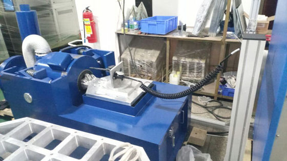 좋은 가격 시노스 및 무작위 진동 테스트를위한 600x600mm 테이블과 함께 50kN 힘 진동 쉐이커 온라인으로